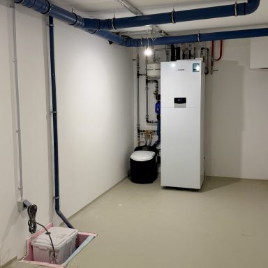 Wärmepumpe mit Warmwasserspeicher