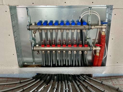 Fußbodenheizungsverteiler